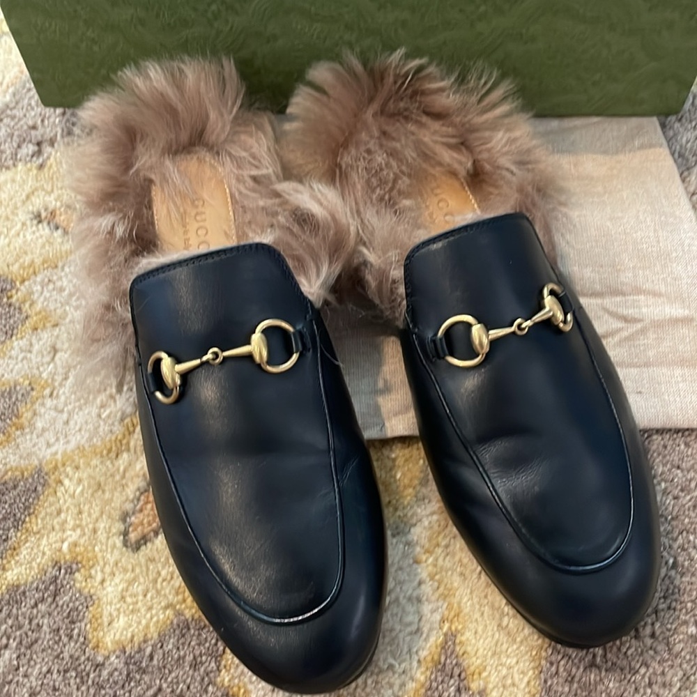 Gucci Princetown Fur Loafers - Picture 8 of 11